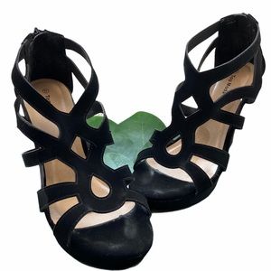 Top Moda | Suede Black Boho Wedges